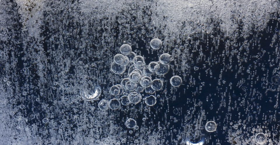 Bubbles in ice - Alternatives Journal A\J Renewable Energy